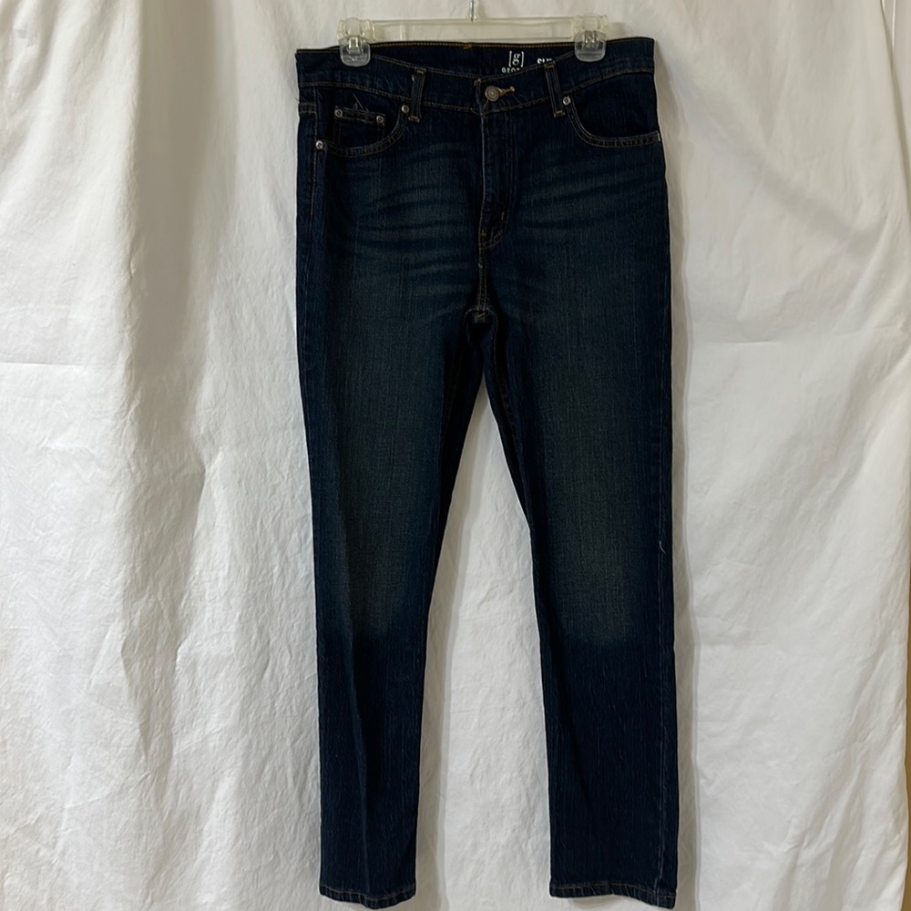 Men’s blue jeans